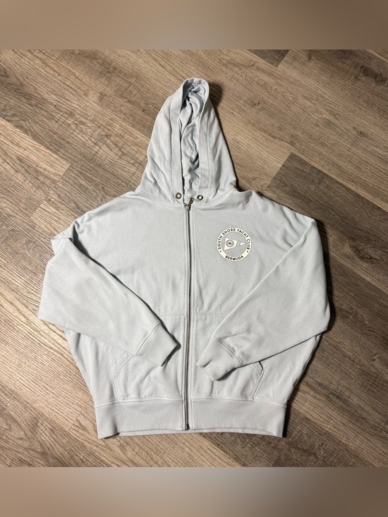 AERO Jackets & Blazers - Women's Light Gray Full-Zip Hooded Jacket with Chest Patch Aero small